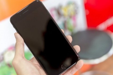 iPhone X/ Xs Max Không Lên Màn Hình Nhưng Vẫn Chạy Được