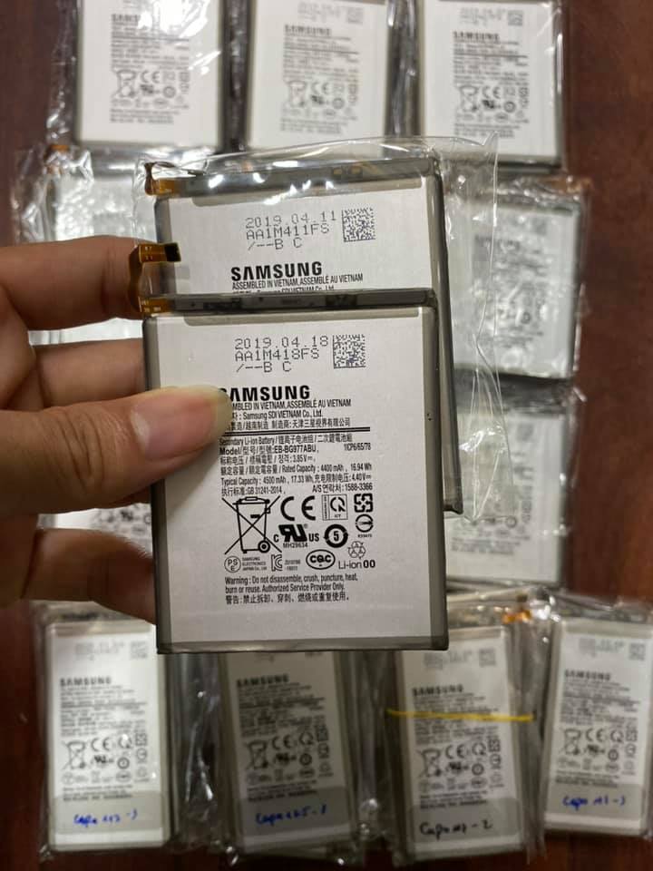 Thay pin Samsung A70 giá bao nhiêu?