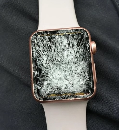 Khi nào bạn cần thay kính cảm Apple Watch