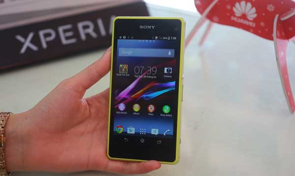Điện thoại Sony Acro