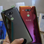 Thay nắp lưng htc u12