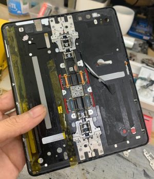 Thay cơ gập Samsung Galaxy Z Fold 3