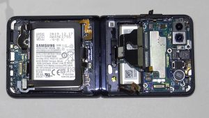 Thay chân sạc Samsung Galaxy Z Flip 3