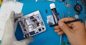 Thay chân sạc Samsung Galaxy Z Flip 6
